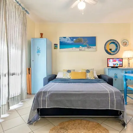 Isa-residence In Just 100 Mt From The Sea 3*