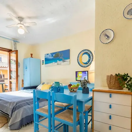 Isa-residence In Just 100 Mt From The Sea 아파트호텔 3*