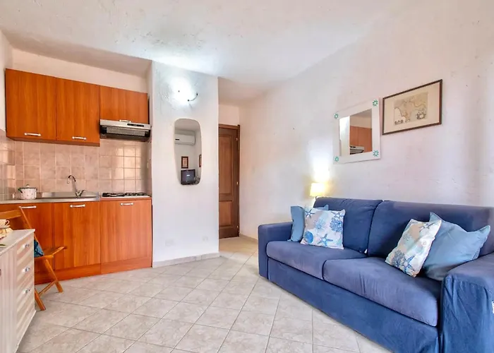 Apartmanhotel Isa-residence In Just 100 Mt From The Sea 3*