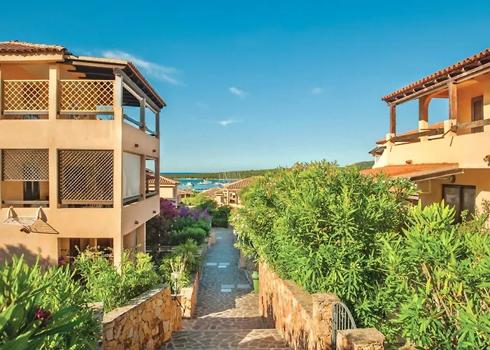 Isa-residence In Just 100 Mt From The Sea Apartmanhotel Marinella