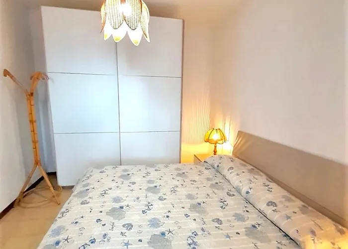 Apartmanhotel Isa-residence In Just 100 Mt From The Sea 3*
